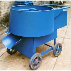 เครื่องผสมปุ๋ย ถังเหล็กเคลือบสี แนวตั้ง ขนาด 300kg มอเตอร์ 3HP