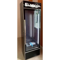 ตู้แช่เครืองดื่ม 1 ประตู Sanden intercool SEA-0405P ขนาด 380ลิตร ขนาด 615x510x2000mm