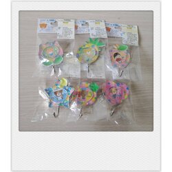 ตะขอเหล็ก อัดรูปผลไม้