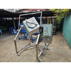 เครื่องผสมยา เครื่องคลุกผสม และเครื่องผสมอาหารทรงลูกเต๋าสเตนเลส Cubic Mixer 60x60x60 ซม.
