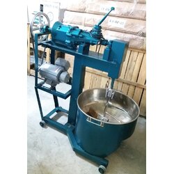 เครื่องกวนไส้ขนม 24 นิ้ว 5ความเร็ว ระบบเกียร์เครื่องยนต์ มอเตอร์มิตซูบิชิ 2แรง