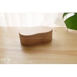 Soramame Shiraki Hemlock Bento Box กล่องข้าวญี่ปุ่นทรงถั่ว สีไม้ 1 ชั้น