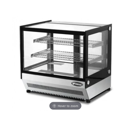 ตู้โชว์เค้ก ตั้งโต๊ะ ทรงเหลี่ยม แบบ 3 ชั้นรวมฐาน ตู้แช่เค้กบนเคาน์เตอร์ กระจกเหลียม ขนาด 700x560x670 มม. ยี่ห้อ ATOSA