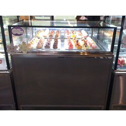 ตู้โชว์เค้ก ขนาด 150 ซม. กระจกเหลี่ยม รุ่นสแตนเลส