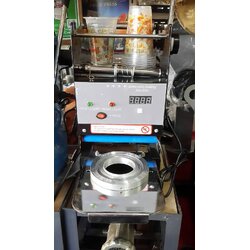 ปิดปากแก้วน้ำพลาสติก -กึ่งอัตโนมัติ รุ่น S5