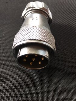 คอนเนคเตอร์ต่อสายไฟ WF28 7pole #2.5sqmm 25A, cable OD.10.5-12.5 mm circular connector IP67 WF28J7TE male poles