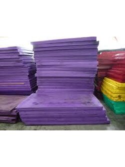 แผ่นยางสีสดต่างๆ หนา 40 mm. ขนาด 130X240 cm.