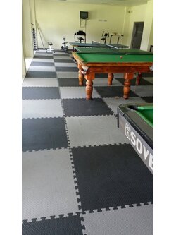 แผ่นยางจิ๊กซอว์ หนา 20 mm. กว้าง100 cm.ยาว 100 cm.