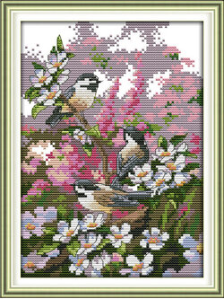 bird-1013 *พร้อมส่ง* ชุดปักครอสติช ลาย 3 นกน้อย (ปักครั้งละ 3 เส้นเล็ก) ขนาด 24*35 ซม.ผ้าครอสติช 11CTพิมพ์ลายปักบนผ้า+ไหมคอตตอน 30 สี+ผังลาย+เข็ม