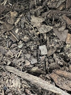 LEAF LITTER SOIL 1,200 ML.