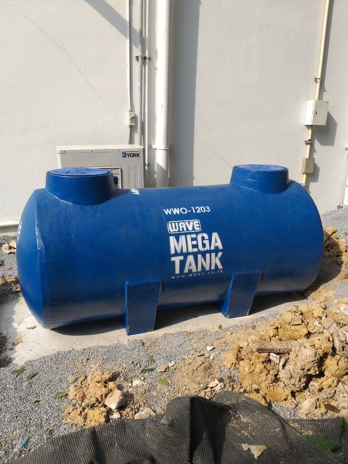 ไฟเบอร์กลาส WAVE WWO/WWU--2010 แทงค์น้ำ ถังเก็บน้ำบนดิน/ใต้ดิน 10000 ลิตร ทรงแคปซูล รับประกันตัวถัง 10 ปี มี มอก. จัดส่งทัวประเทศ