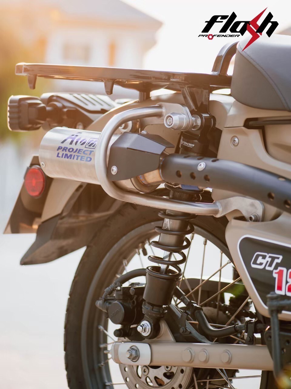 โช๊ค PROFENDER CT125 FLASH มีสีดำ-แดง ราคา5500