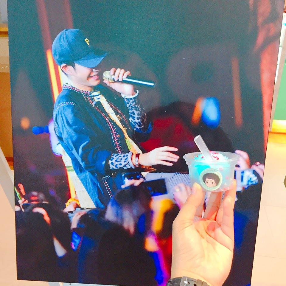 ได้นำไอศครีมมาร่วมงาน WALK ON AIR ของพี่เป๊ก ผลิตโชค วันที่ 12-13 สิงหาคม 2560 @ Show DC