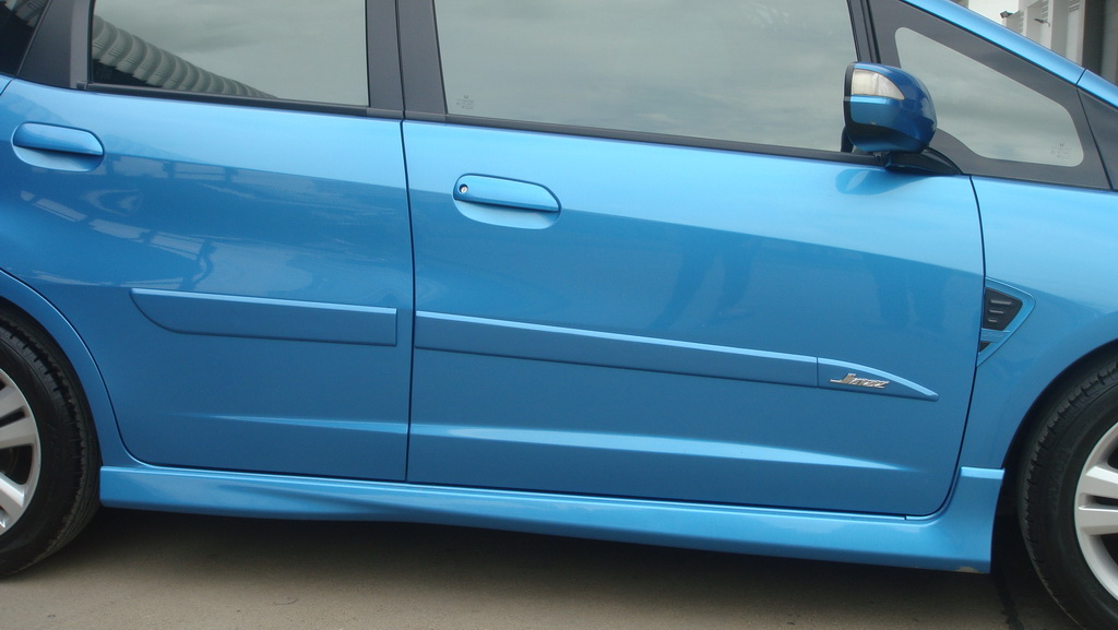 คิ้วกันกระแทกด้านข้าง HONDA JAZZ 2008-2013