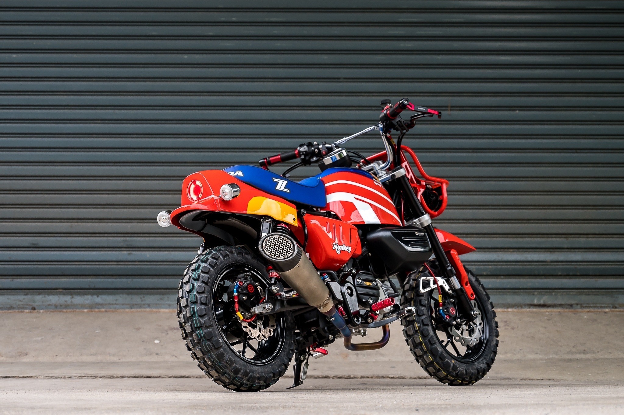 ชุดครอบท้ายพร้อมเบาะ Monqey king V.2 Monkey125 4700