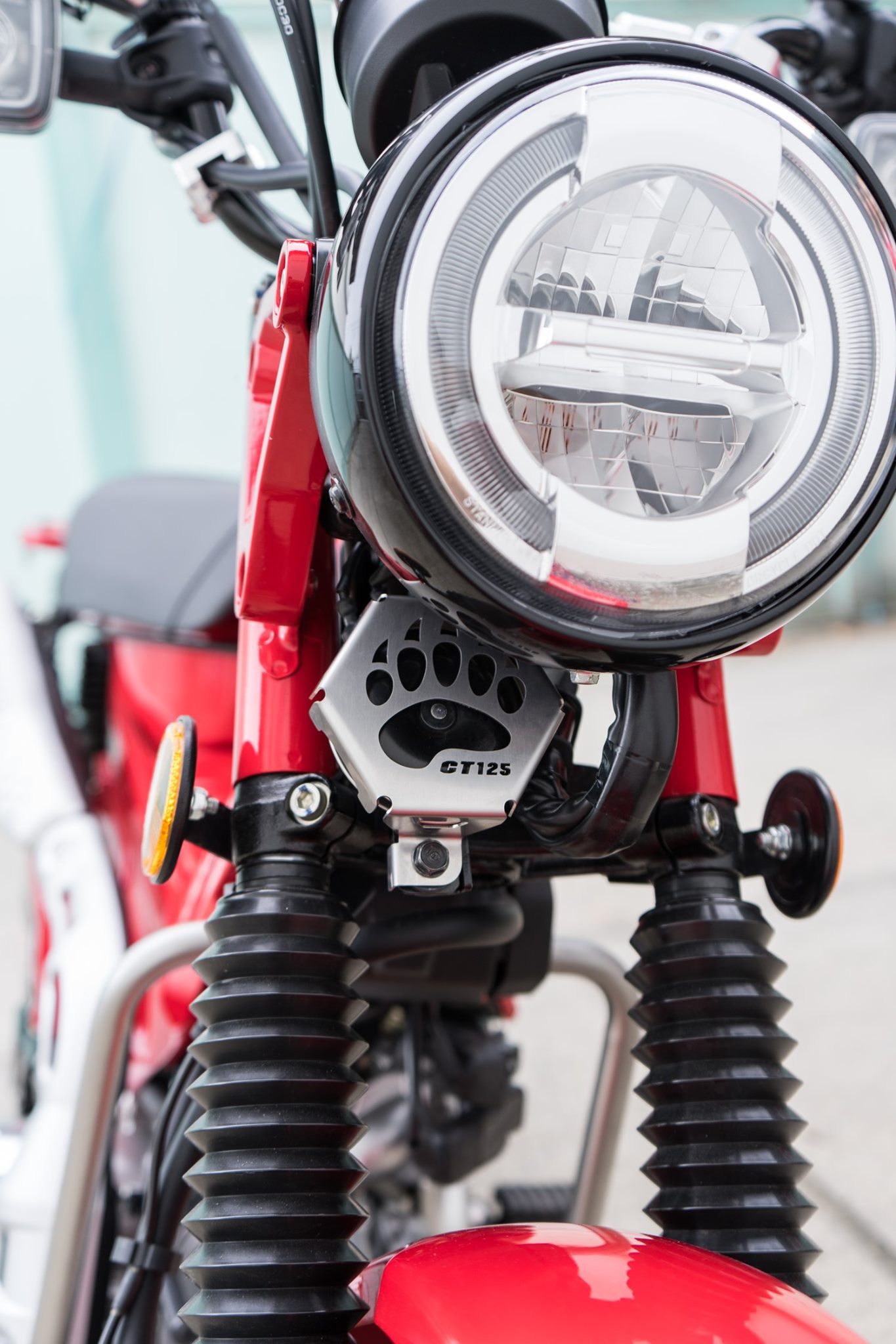 บังแตร REVOLUTION CT125 ราคา590