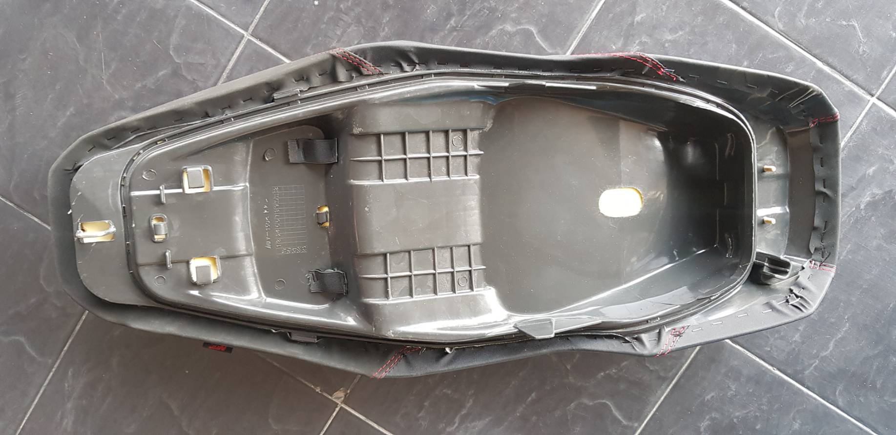 เบาะสปอร์ตโครงเทียม ADV คาดลาย BM หน่อยวัดด่านราคา2500 ขายขาด