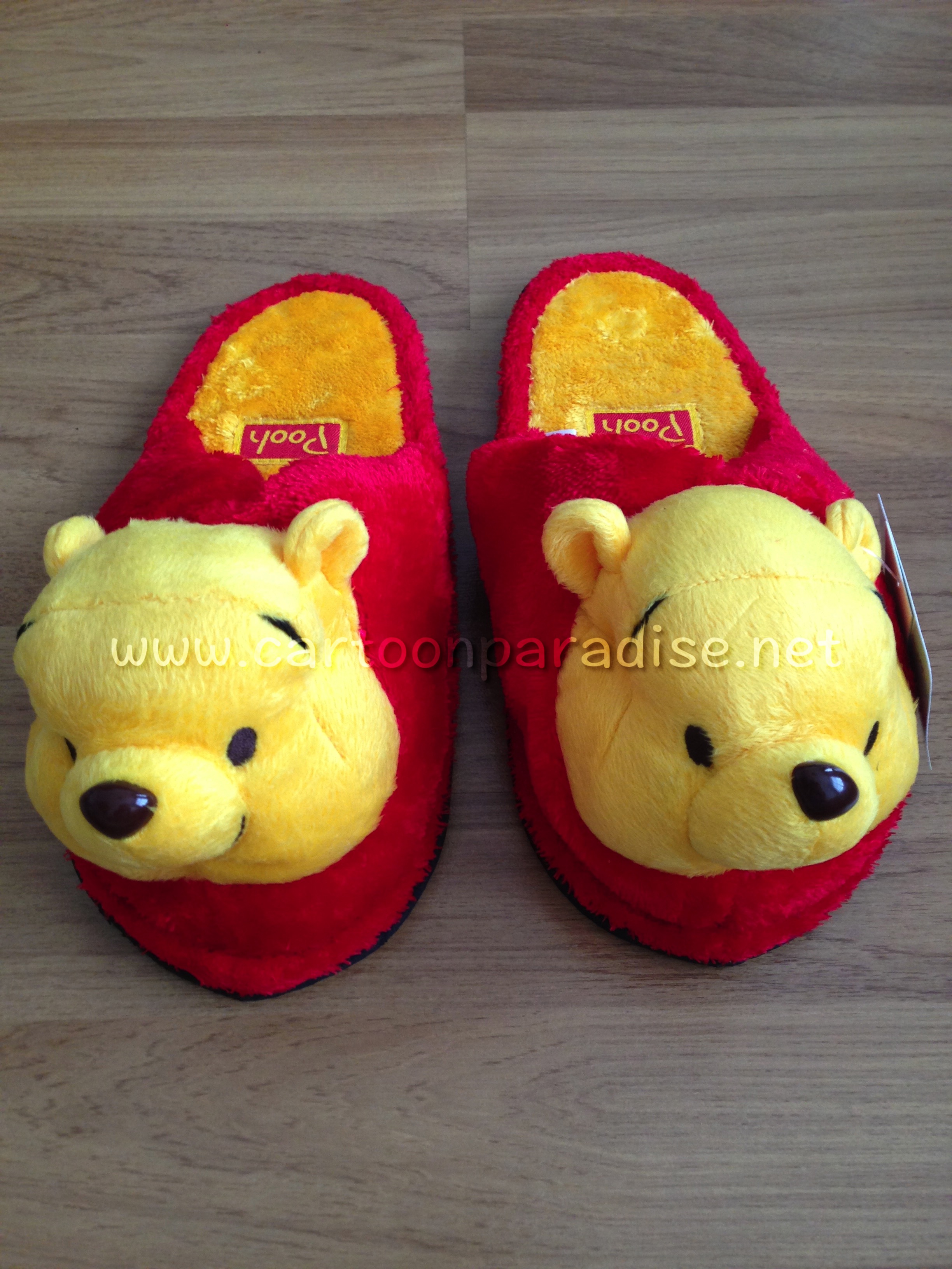 รองเท้าใส่ในบ้าน ดิสนีย์ วินนี่ เดอะ พูห์ หมีพูห์ ลิขสิทธิ์แท้ Disney Winnie the Pooh Slippers Shoes Sandal Red Free Size