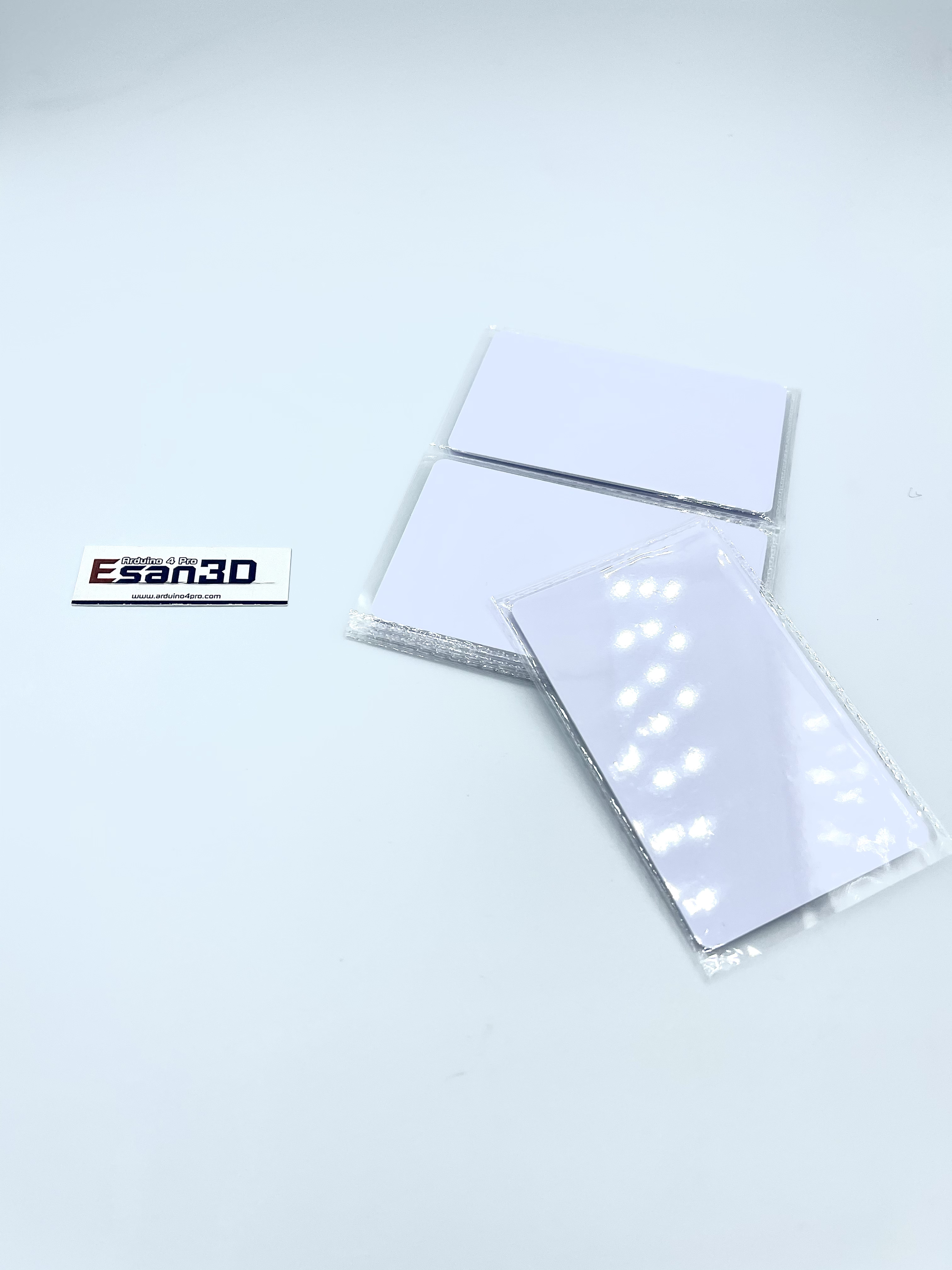 860 - 960 MHz UHF RFID card
