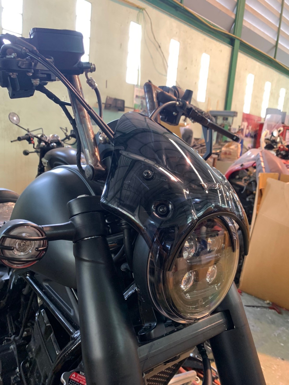 ชิวหน้า Rebel300/500 2021(ไฟหน้าLED) V.1 MOTOZAAA ราคาขาย 1500