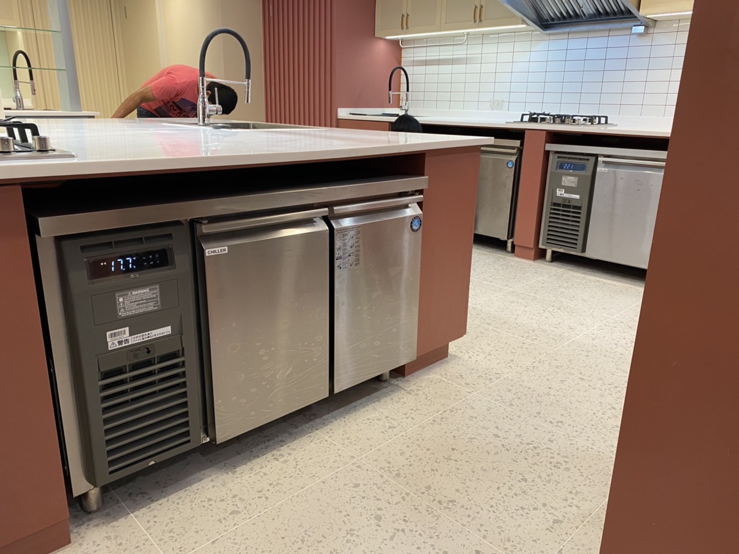 ตู้แช่เย็นสเตนเลส ชนิดเคาท์เตอร์ 2 ประตู รุ่น ALASKA PCR-127