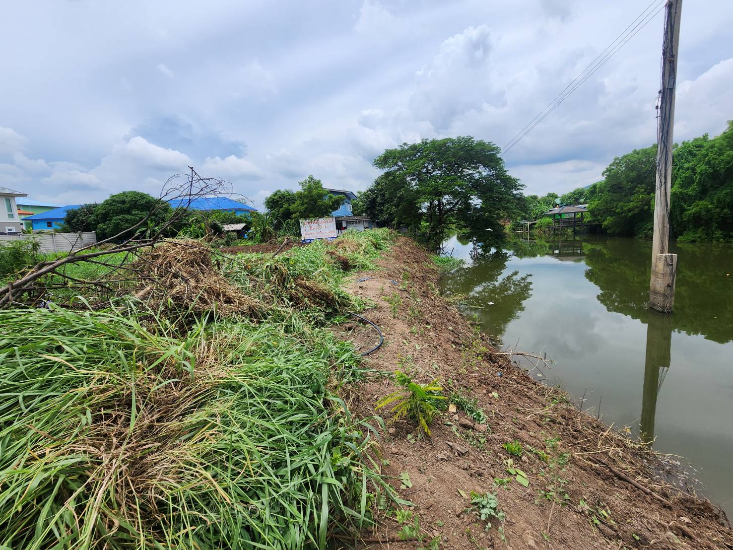 ประกาศขายที่ดินติดน้ำ (คลองลำโพ) อำเภอปากเกร็ด จ.นนทบุรี