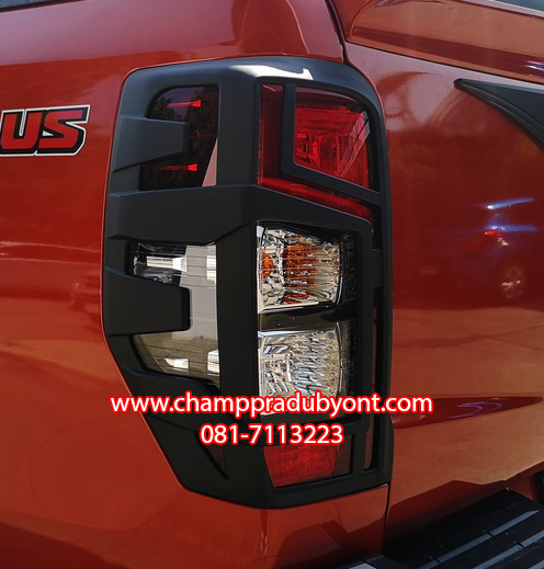 ครอบไฟท้าย MITSUBISHI TRITON 2019 ดำ (V.2)