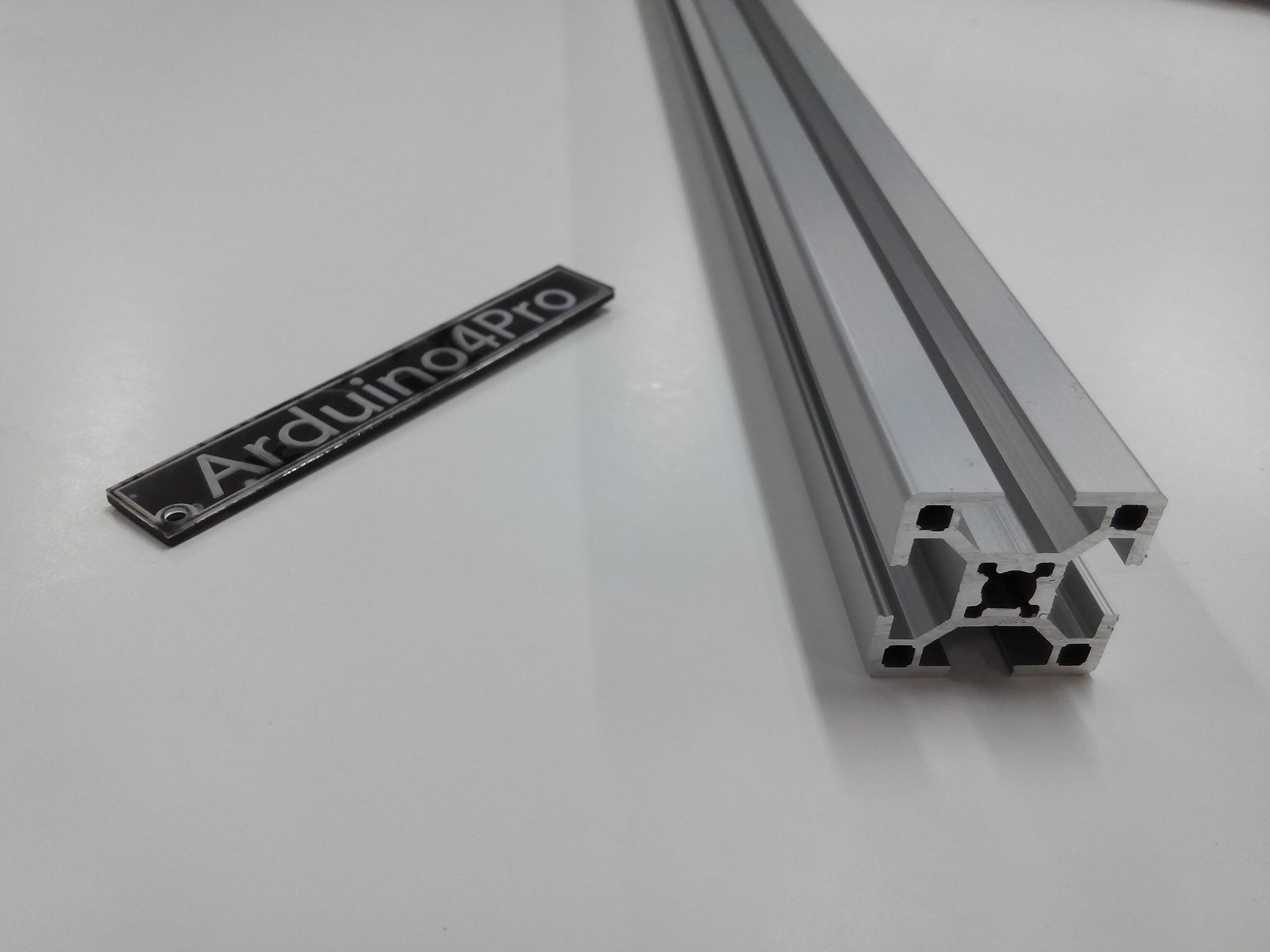 อลูมิเนียมโปรไฟล์ 3030 (แบ่งขาย 10 cm)