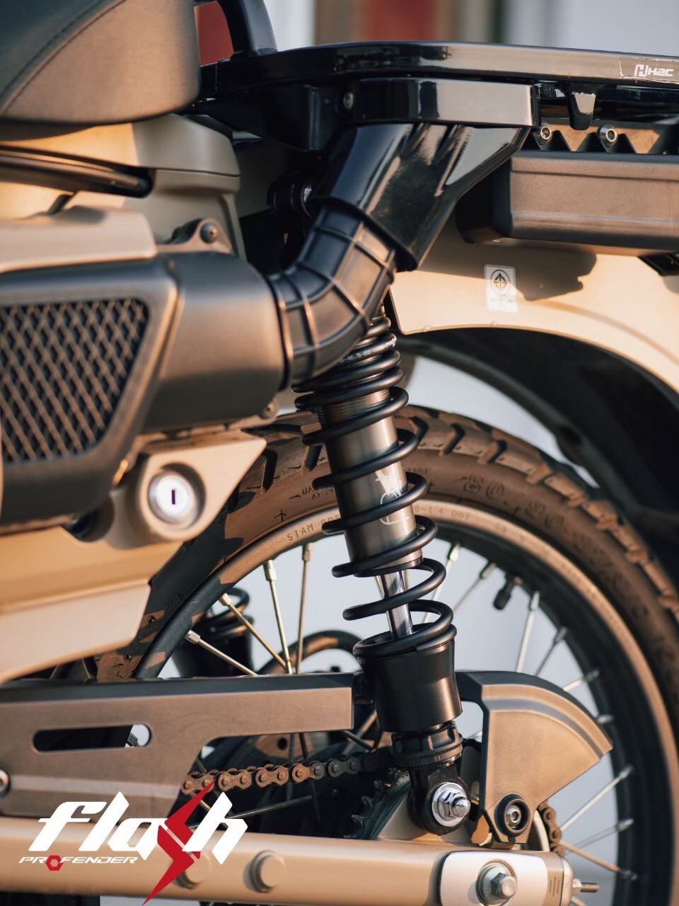 โช๊ค PROFENDER CT125 FLASH มีสีดำ-แดง ราคา5500