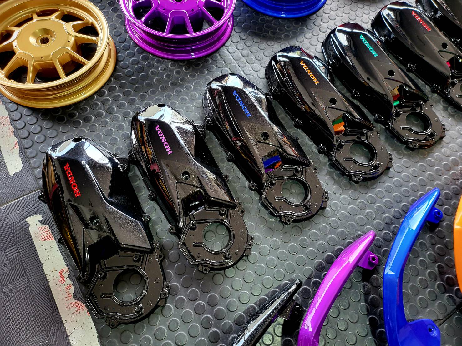 ล้อ-จับหลัง-แคร้-สวิงอาร์ม ทำสี พร้อมสับ Honda Giorno+