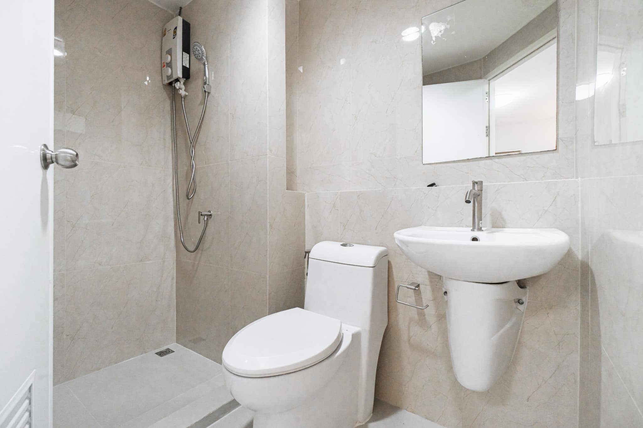 ดี คอนโด รัตนาธิเบศร์ - D CONDO RATTANATHIBET