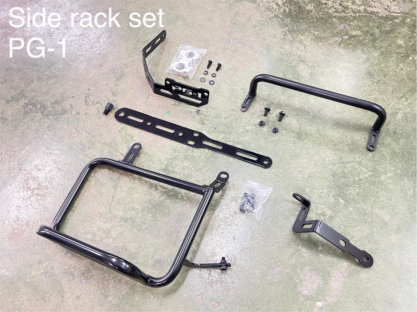 PG-1 1.) ครอบไฟหน้า Headlight cover. 1,590฿ 2.) ครอบไฟเบรค Rear brake light cover. 1,290฿ 3.) ชิวหน้า V1 Headbrand Windshield V1 1,590฿ 4.) กาบ อกบังหัวฉีด Side fairing cover. 1990฿ 5.) กันลาย V1 Mid frame protector. 1990฿ 6.) ชุดบังโคลนหน้าScrambler Full