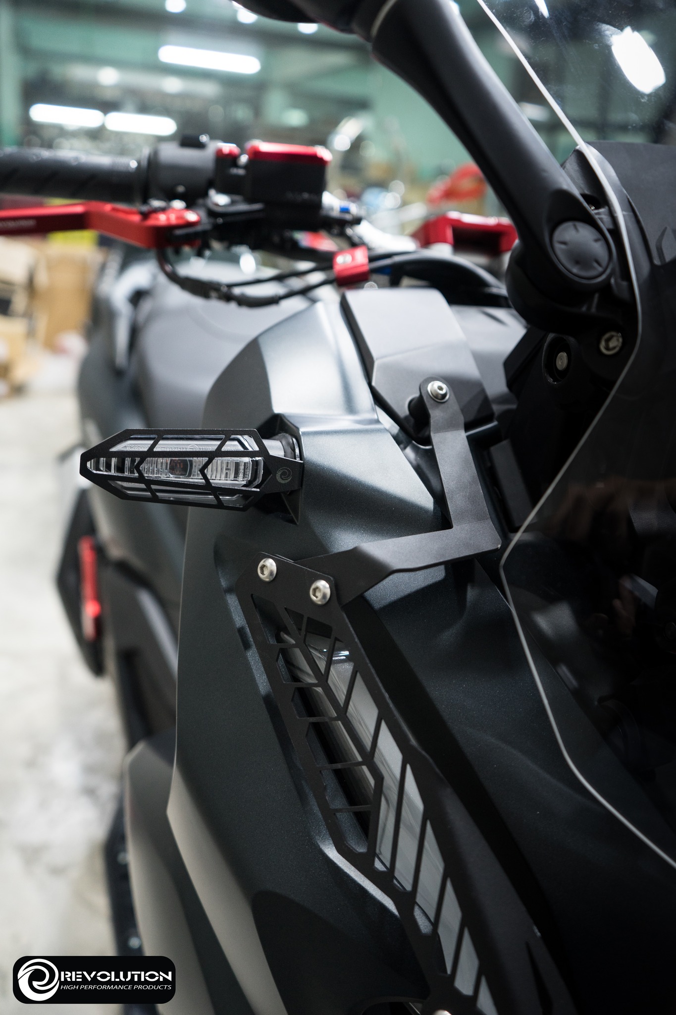 การ์ดไฟเลี้ยวหน้า-หลัง REVOLUTION ADV-350,150,160