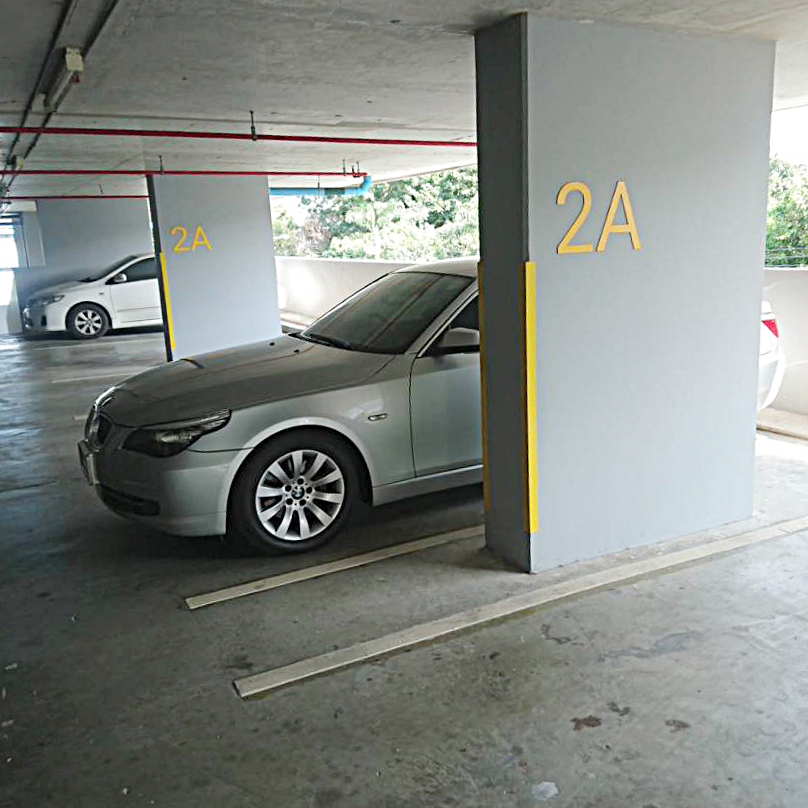 แผ่นตัวเลข ตัวอักษร TL-601-616 พร้อมใช้อเนกประสงค์ ขนาดใหญ่ บอกชั้นในอาคารจอดรถ