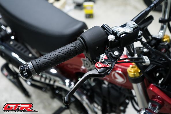 มือเบรค (ปรับ 6 ระดับ) GTR 3D ST-125Dax/CT-125/C-125 ราคา 1,900 บาท/อัน