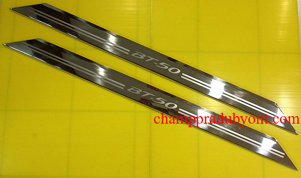 ชายบันไดสแตนเลส MAZDA BT-50 09-11 CAB