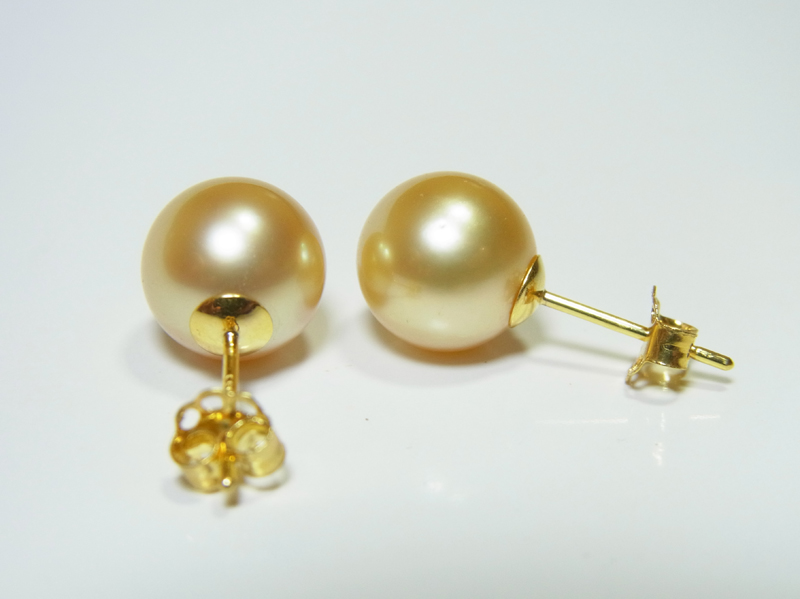 ต่างหูไข่มุก south sea 9-10 มิล ตัวเรือน 14k สีทองกลาง เกรด AAA