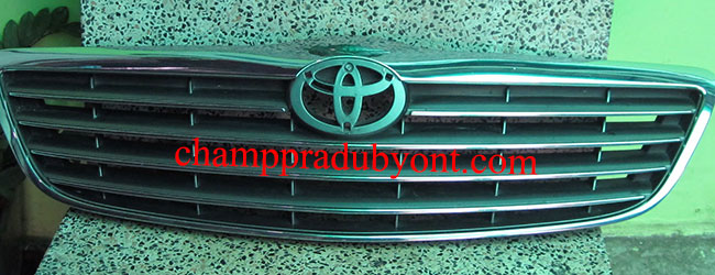 กระจังหน้า TOYOTA CAMRY 02-04 ทรงศูนย์