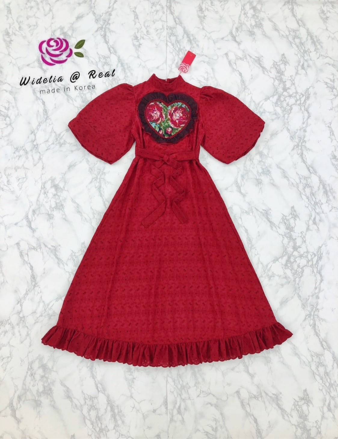 Vintage Maxi dress แม็กซี่เดรสตัวยาวทรงสวย ท่อนแขนพองบอลลูนเป็นทรงสวยอลัง