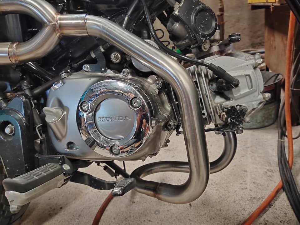 ท่อคู่ออกเดิมตรงรุ่น AR Monkey125