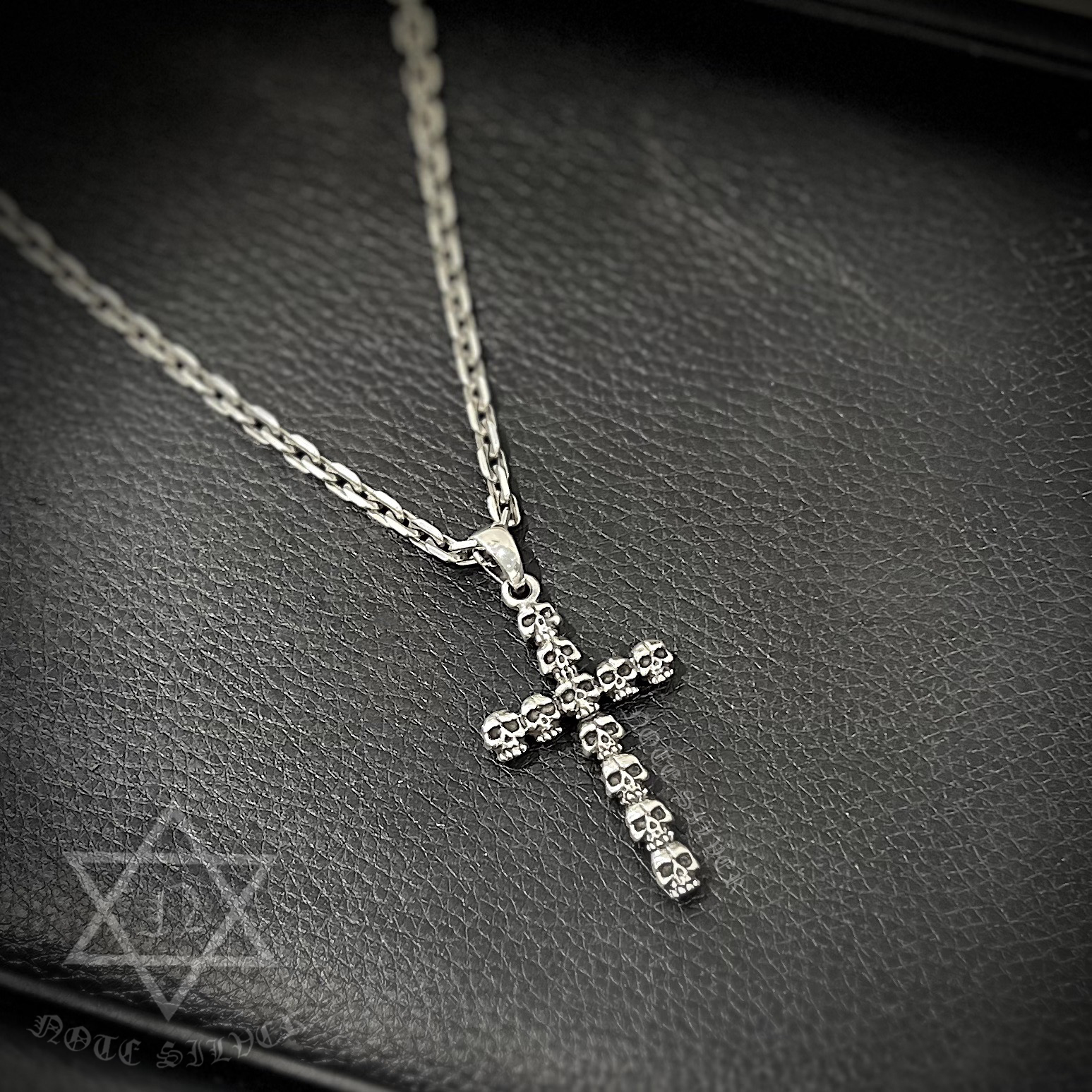 จี้เงินแท้กางเขนหัวกะโหลก Sterling Silver 925 NSSV2950