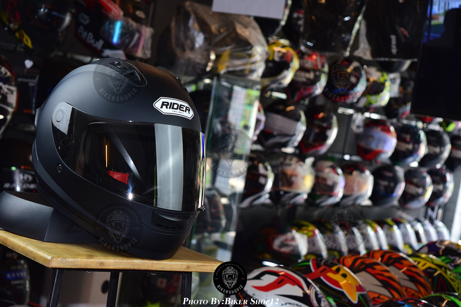 หมวกกันน็อคRider รุ่น R1X คละสี