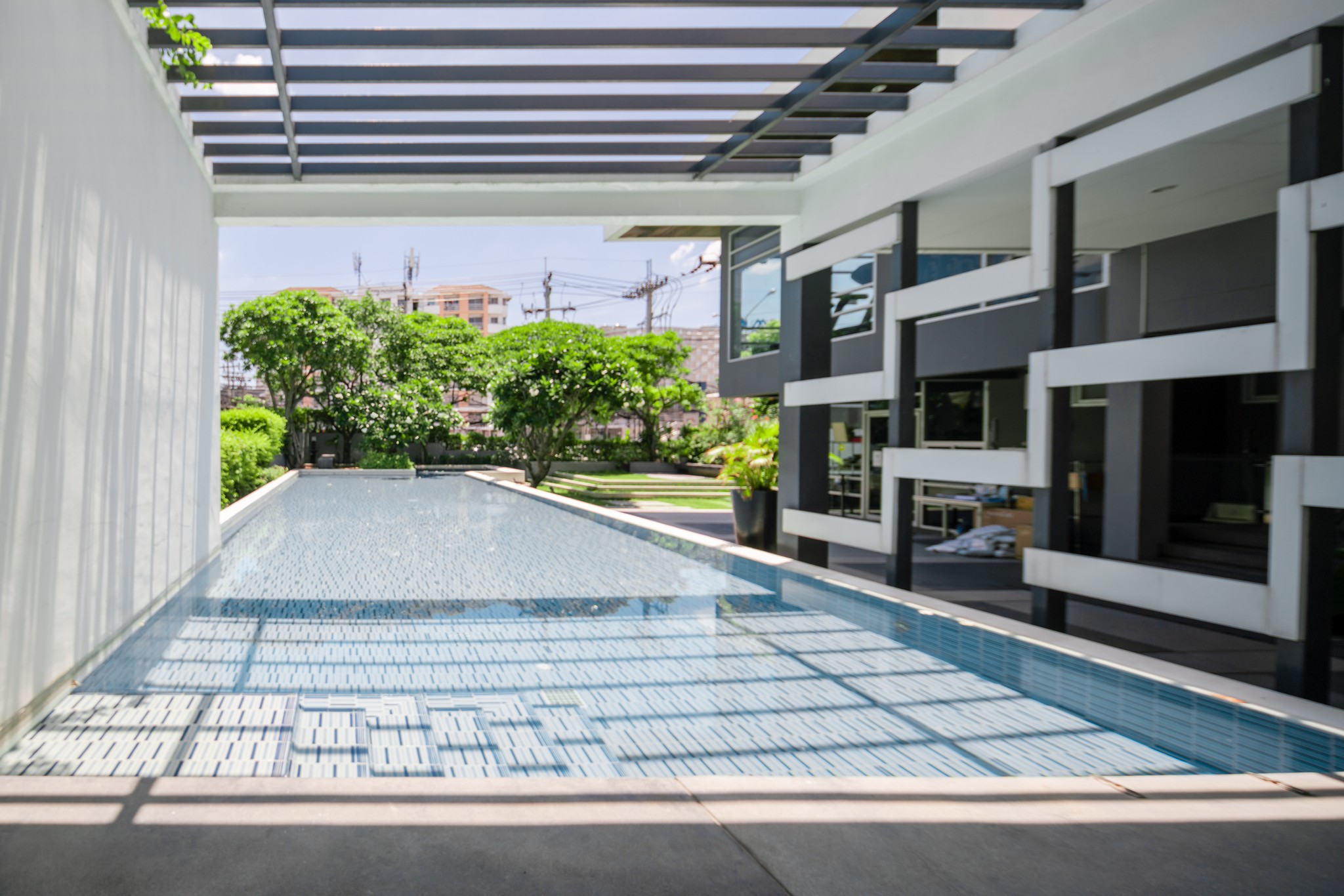 ดีคอนโด รามคำแหง 64 - D CONDO RAMKAMHAENG 64 (RENOVATED)