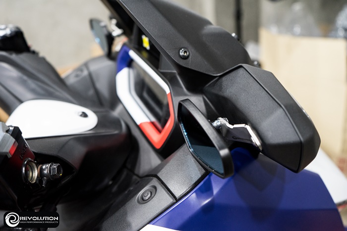 กระจกหลบจ่า ทรงCRG พร้อมขายึดหน้ากาก revolution NEW X-MAX 300