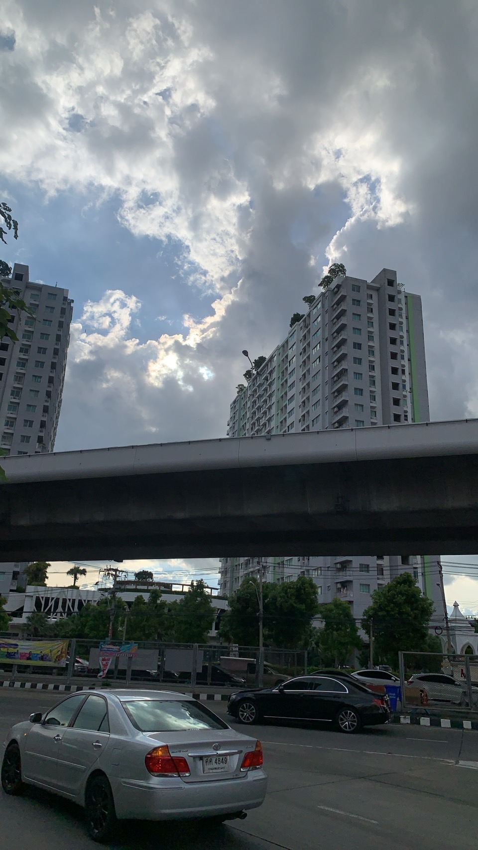 ศุภาลัย ปาร์ค ติวานนท์ - SUPALAI PARK TIWANON