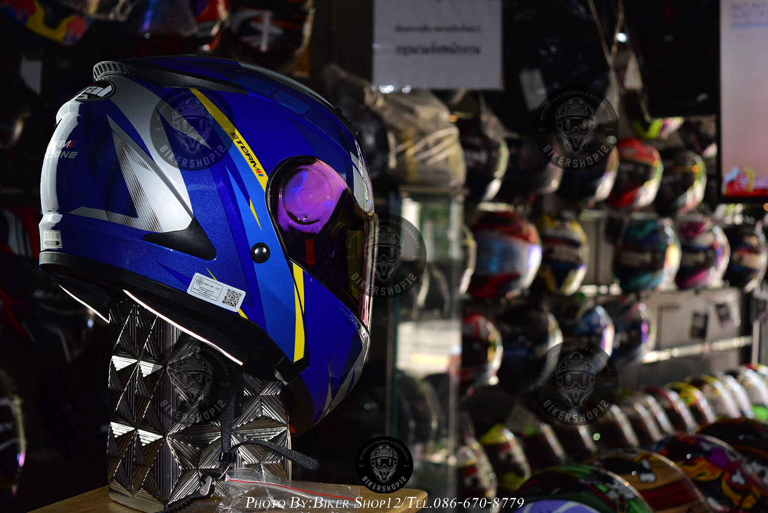 หมวกกันน็อคReal รุ่น Storm Cyclone สี น้ำเงิน