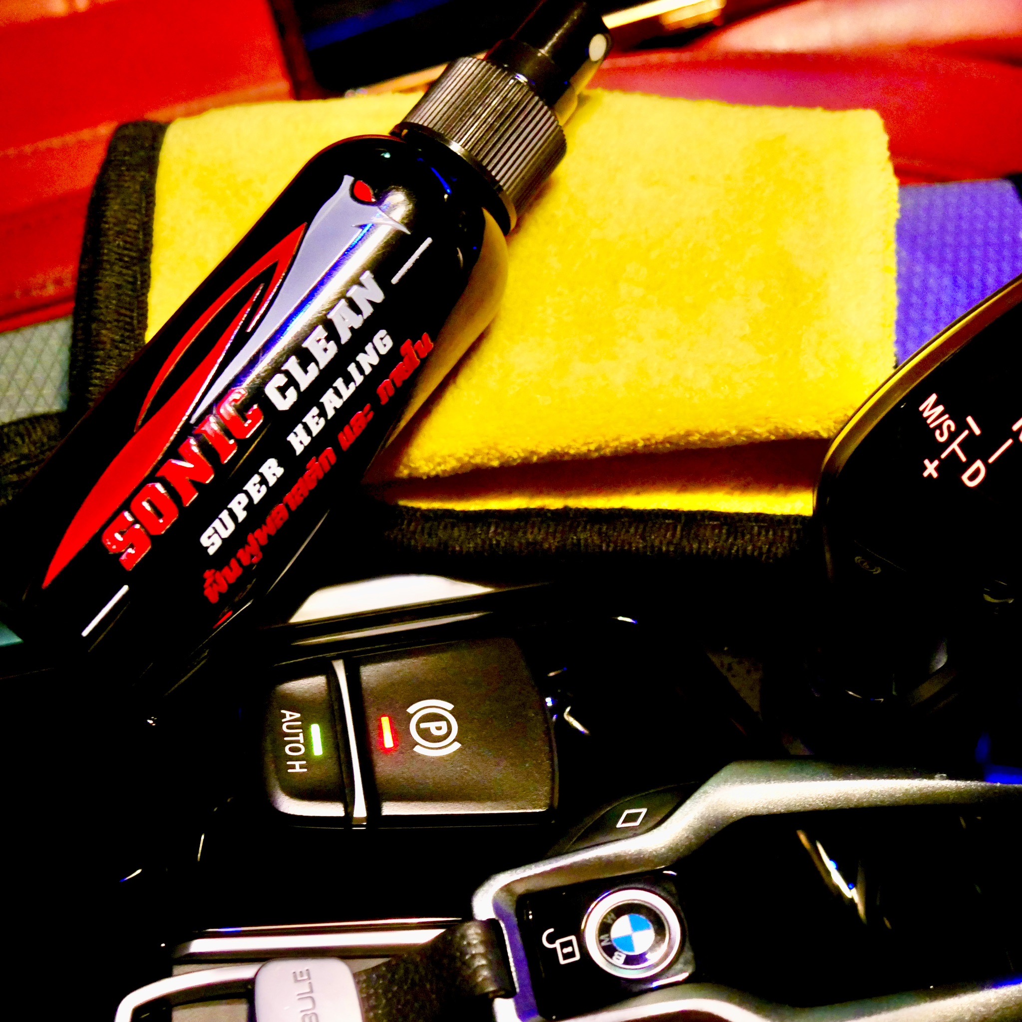 SONIC CLEAN สเปรย์ เช็ดคอนโซล เช็ดยาง ฟื้นฟูพลาสติก