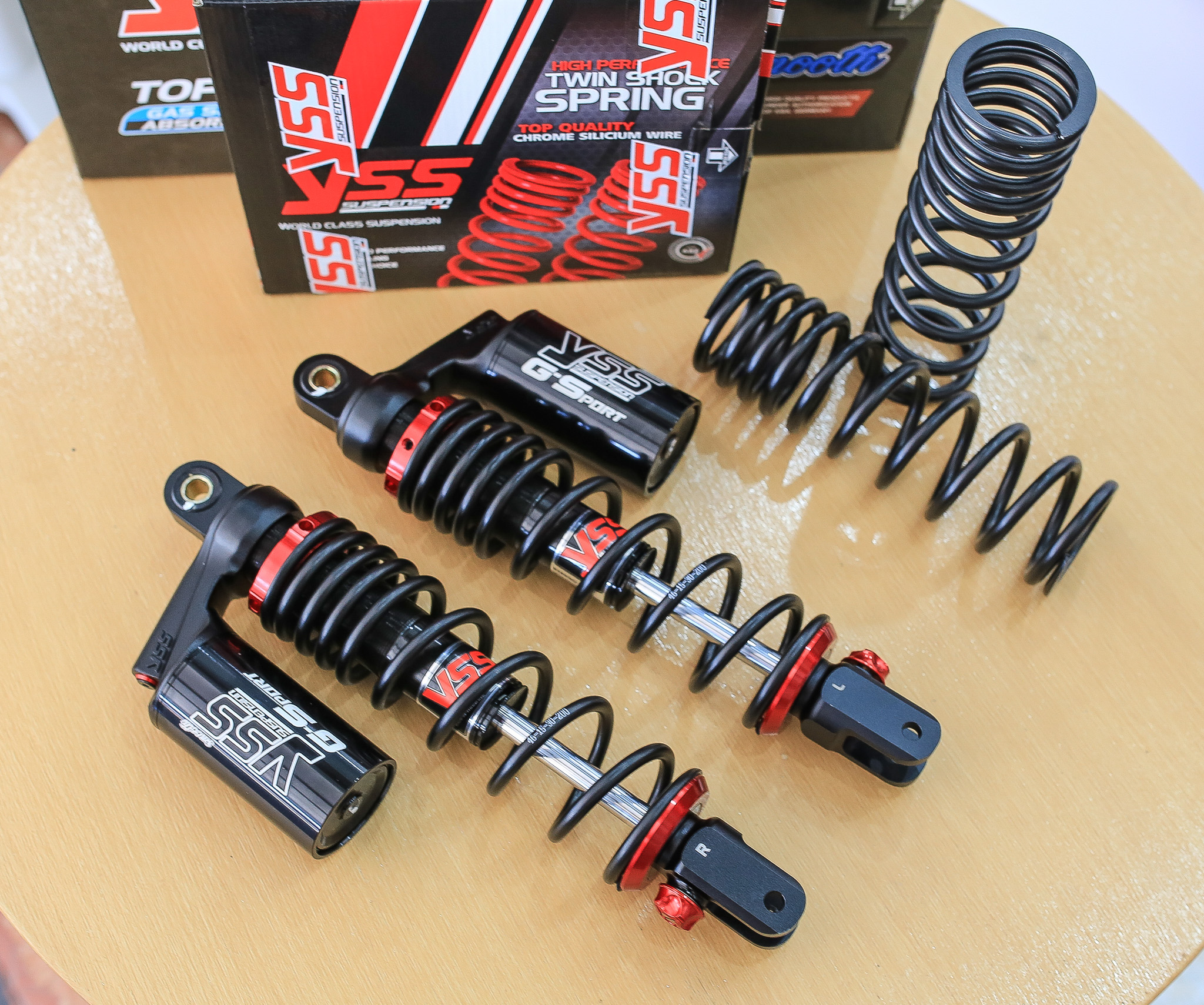 โช๊ค YSS NEW N-NAX รุ่น SMOOTH แถมสปริง1ชุด ความสูง310MM G-SPORT ราคา8200