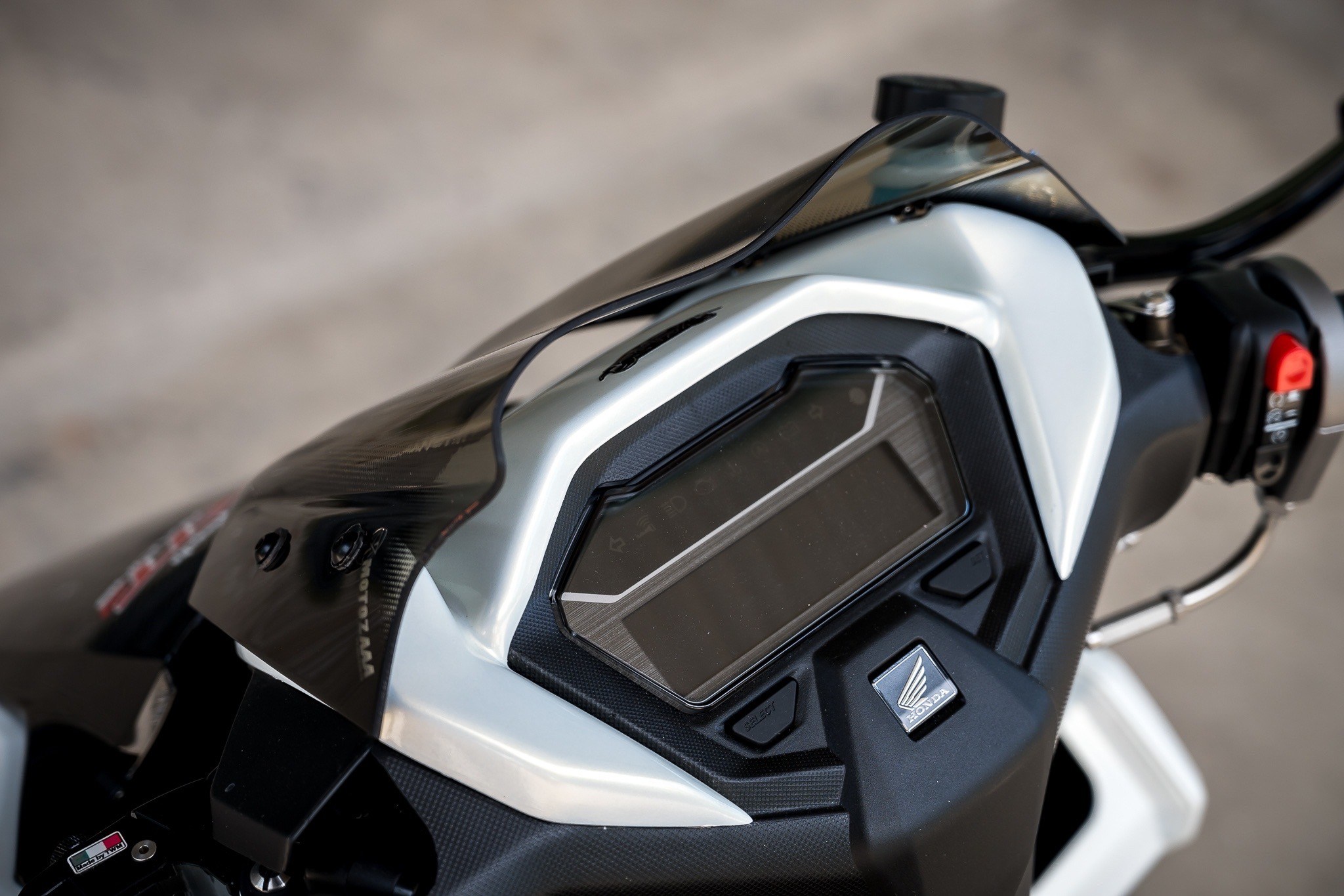 ชิวหน้า AsurA Click160 1200฿ (ใส , สีชาอ่อน )