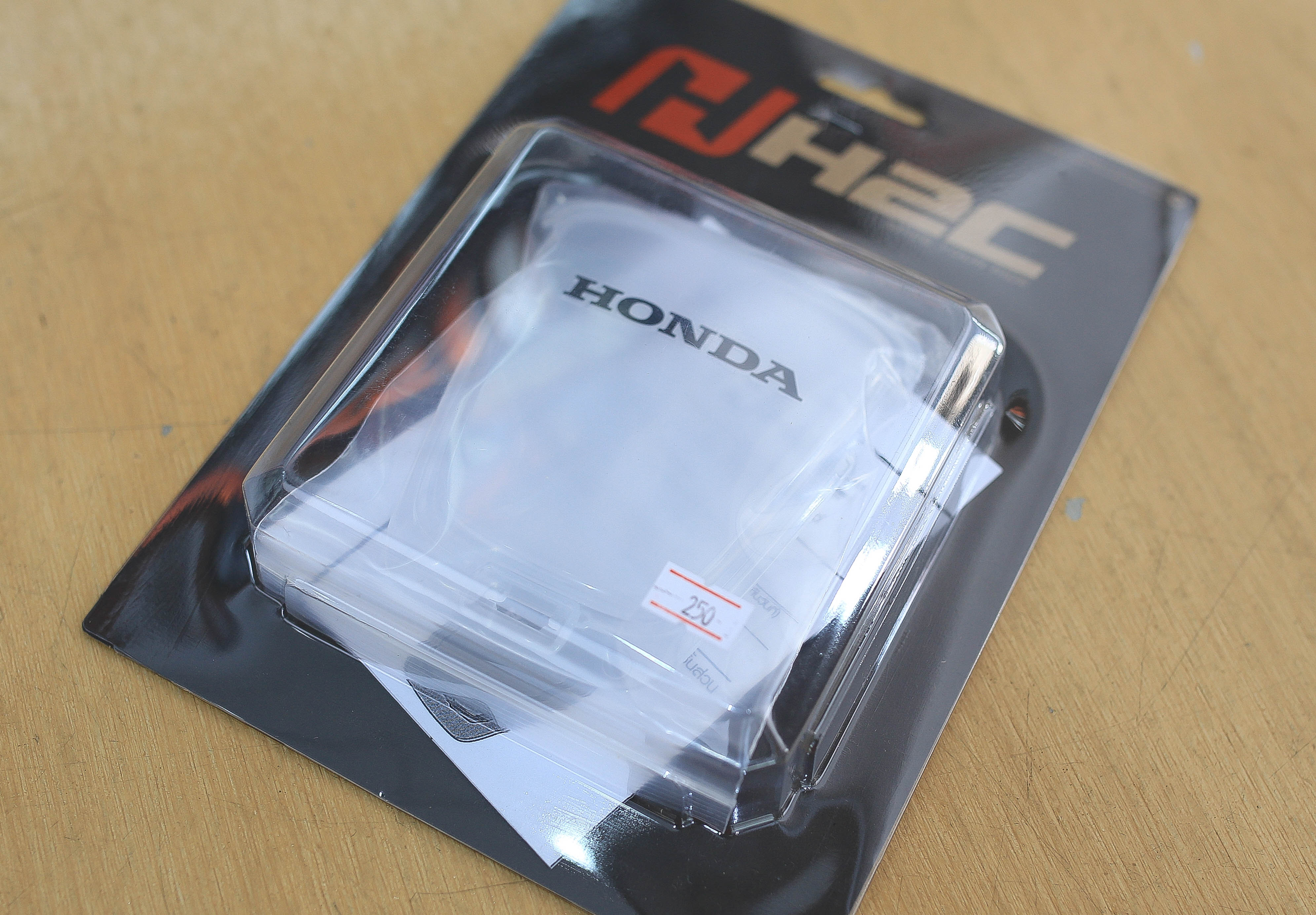 ฝาครอบหน้าแต่งสีใส H2C Giorno+